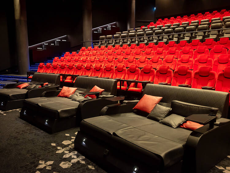 Leffasängyt – elokuvasalien uusi ulottuvuus