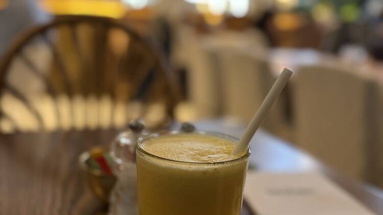 Tashas Nelson Mandela Square pineaple juice
