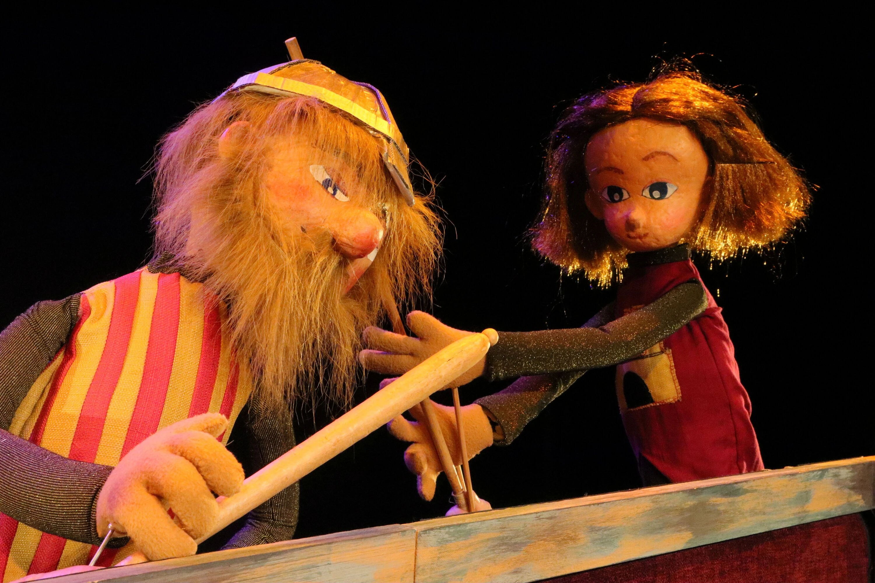 La doncella guerrera. Tropos Teatro de T&iacute;teres