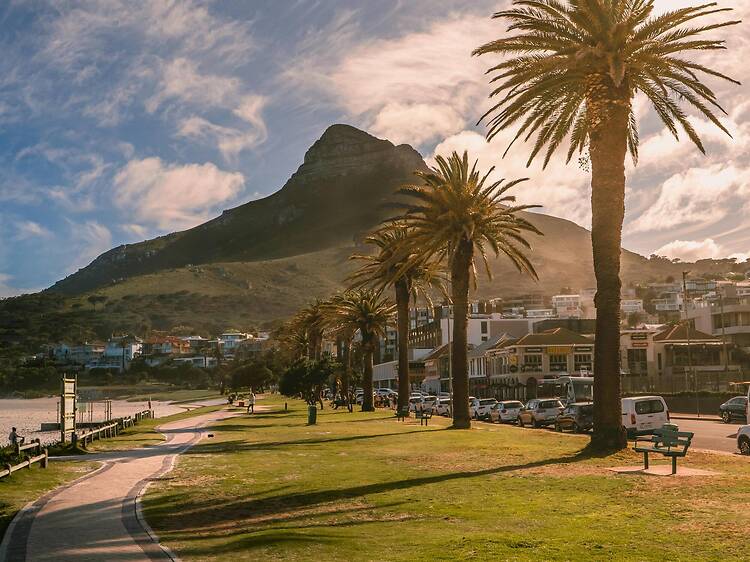 Camp’s Bay Promenade, Atlantic Seaboard Camp’s Bay Promenade, Atlantic Seaboard