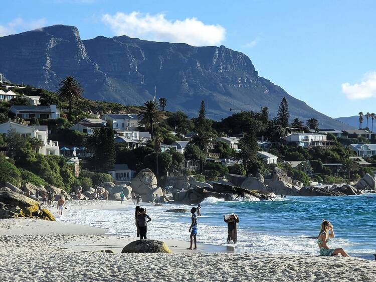 Bakoven Boulder-hopping, Clifton Bakoven Boulder-hopping, Clifton