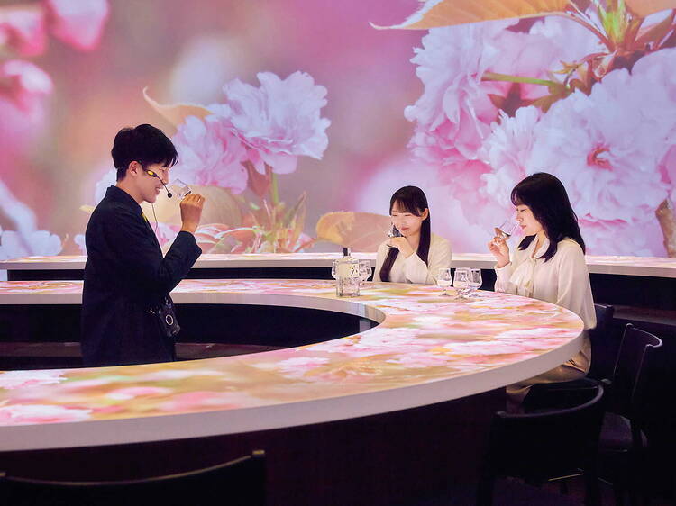 Suntory to offer Roku Gin distillery tour and tasting in Osaka Suntory to offer Roku Gin distillery tour and tasting in Osaka