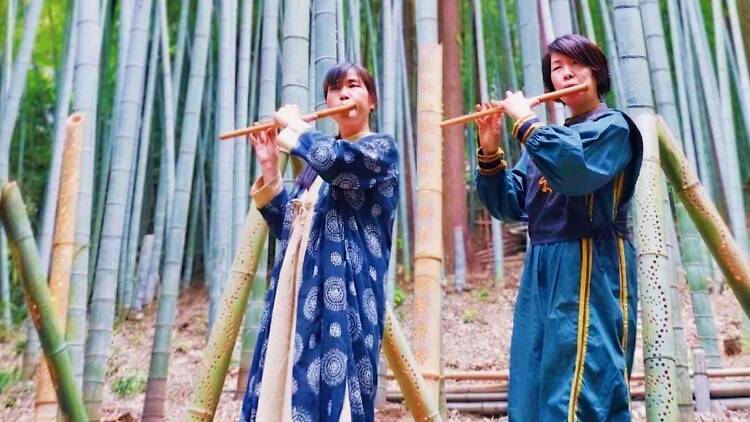 Yamakumaya performing