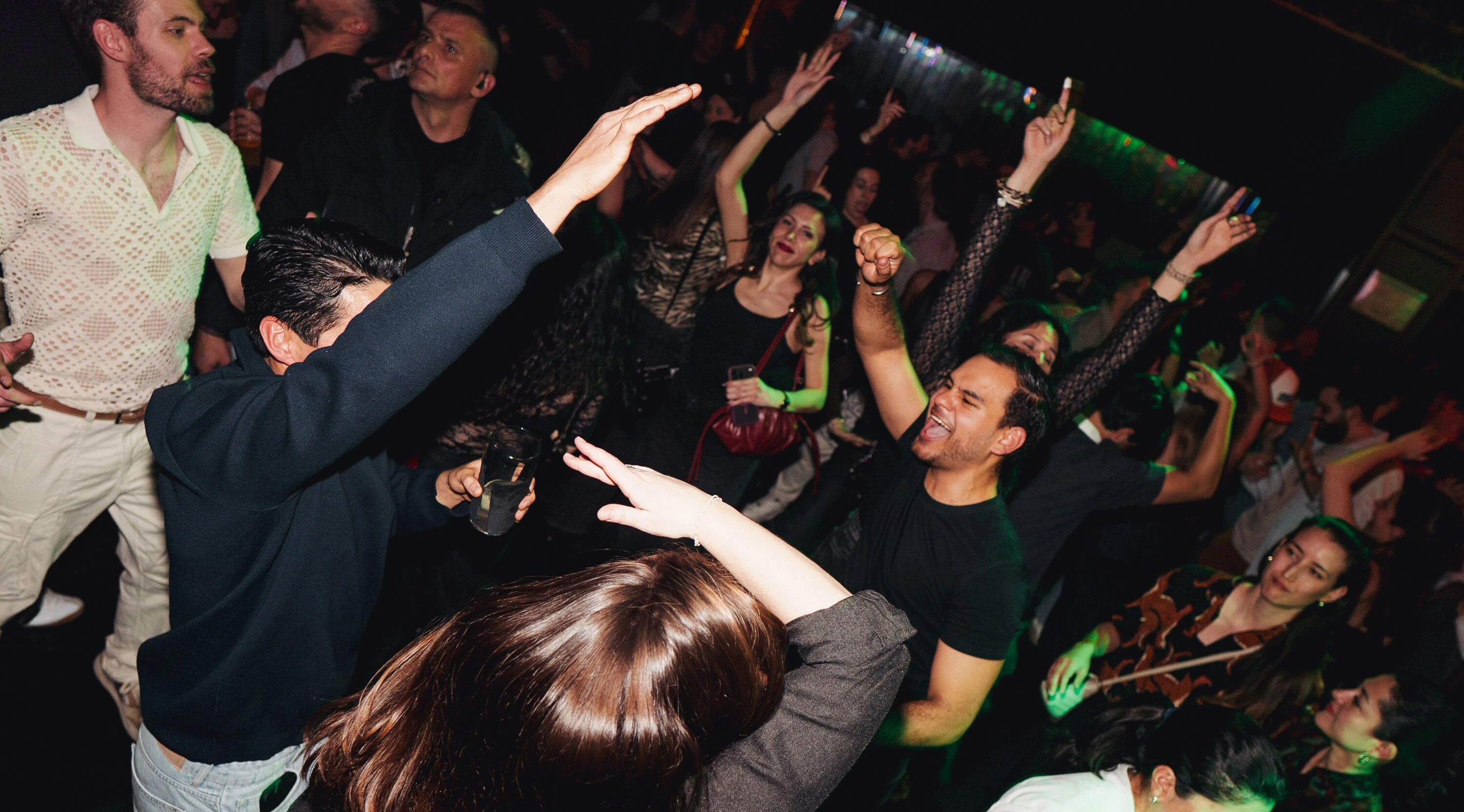 Petard&iacute;ssimo. LocamenteEntertainment