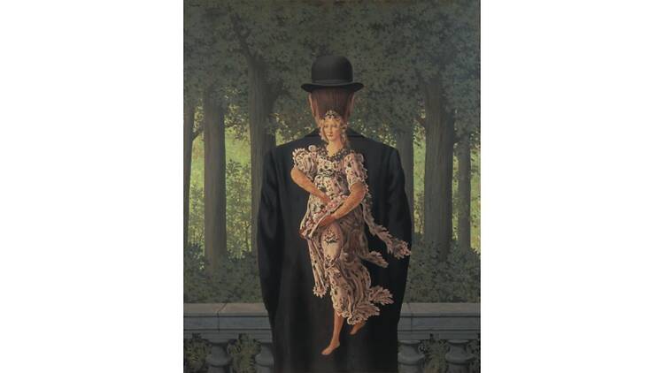 拡大するシュルレアリスム 視覚芸術から広告、ファッション、インテリアへ