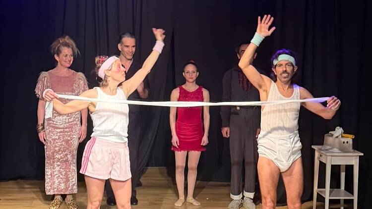 Instagram (@teatrearnauitinerant_coordi)