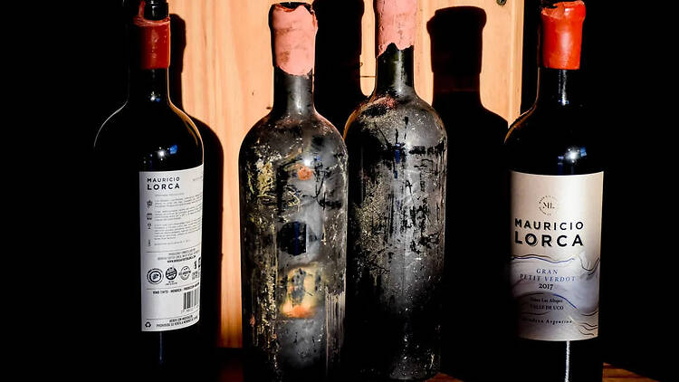 Bodega Foster Lorca: cuando el vino deja la bodega y se hunde en el paisaje