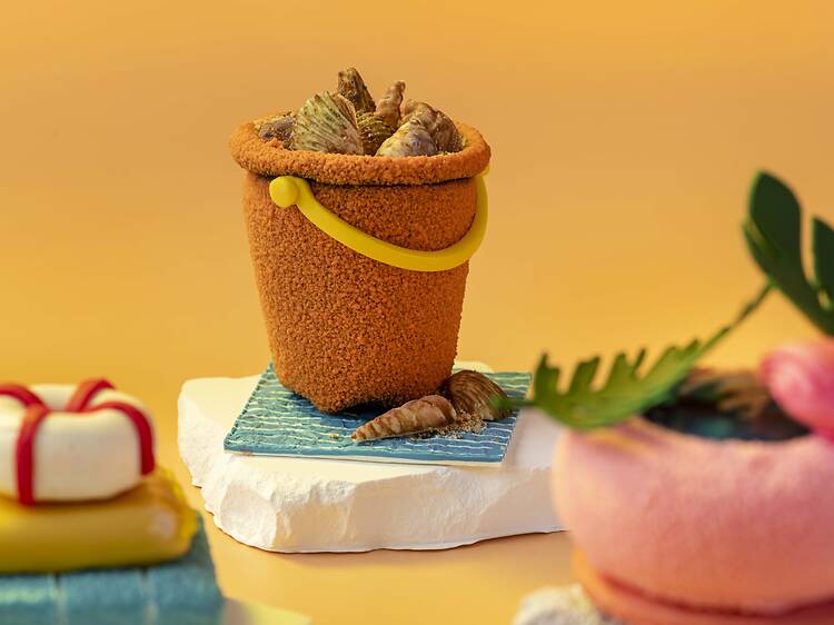 Bangkok Baking Company brings a tropical dessert line up to the summer
