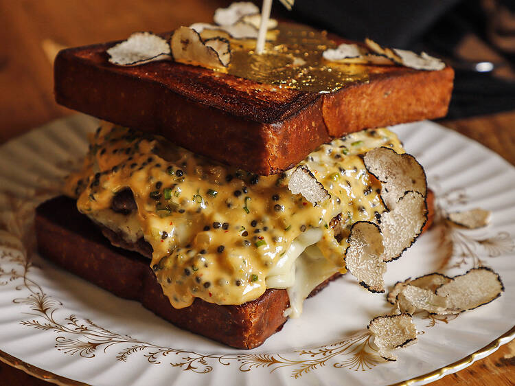 Honeysuckle Honeysuckle