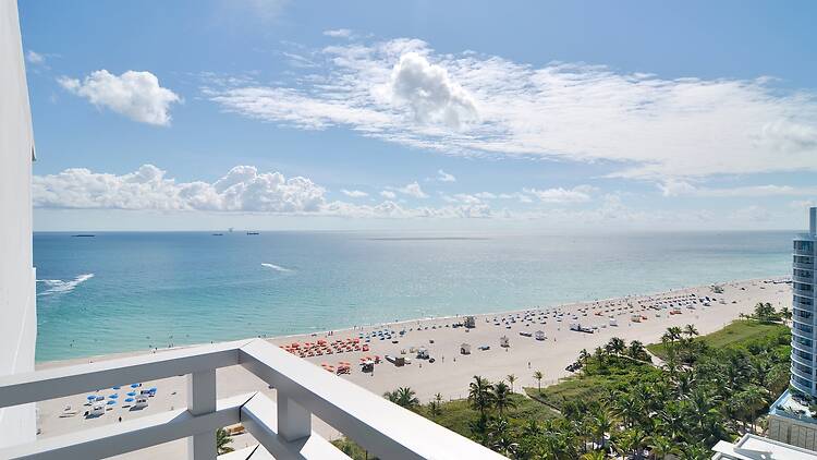 Loews Miami Beach Hotel