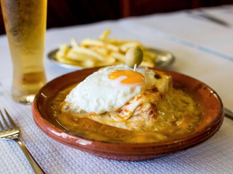 A sandwich stacked like no other: these are the best francesinhas in Porto