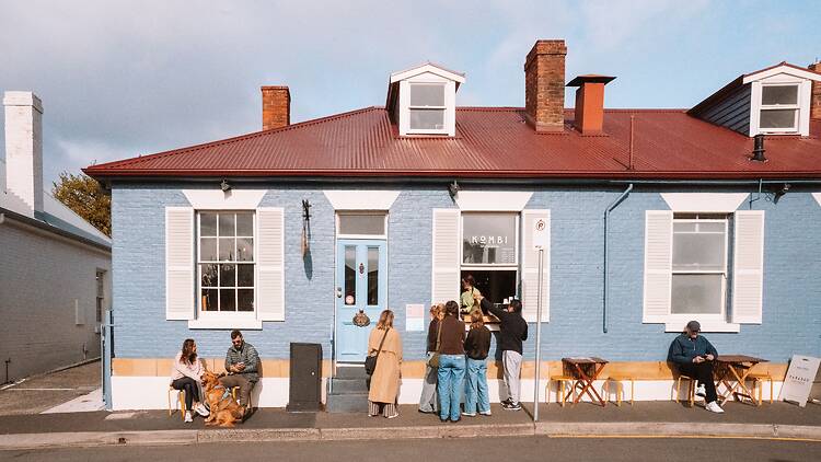 Wander around Battery Point