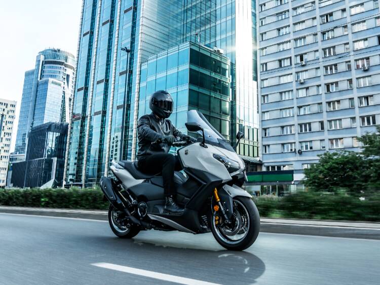 Aquest Sant Jordi, si vas al Time Out Market pots sortir amb una Yamaha TMAX!