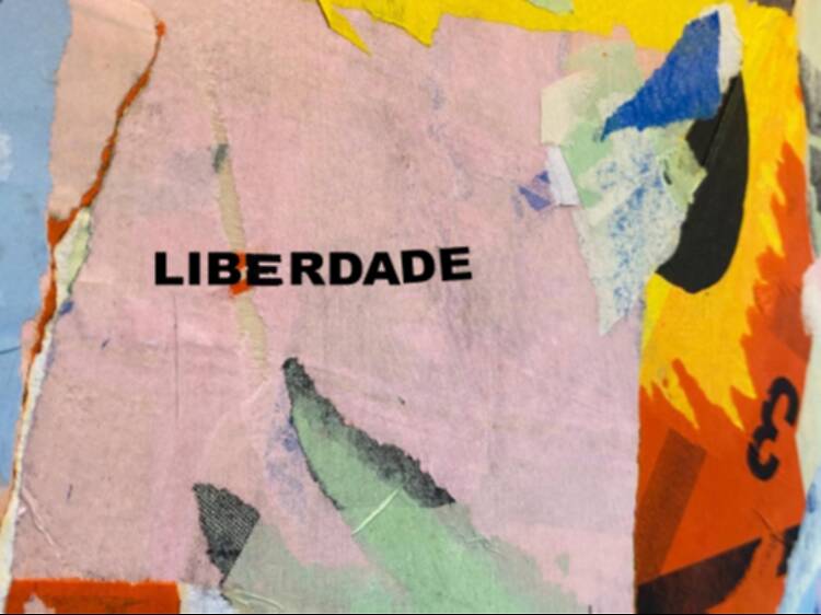 Cartazes em Liberdade