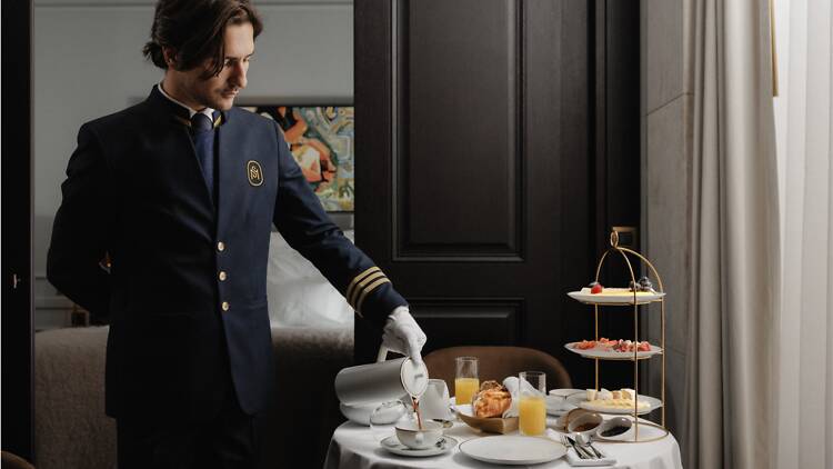 Mythic Sana Downtown Suites