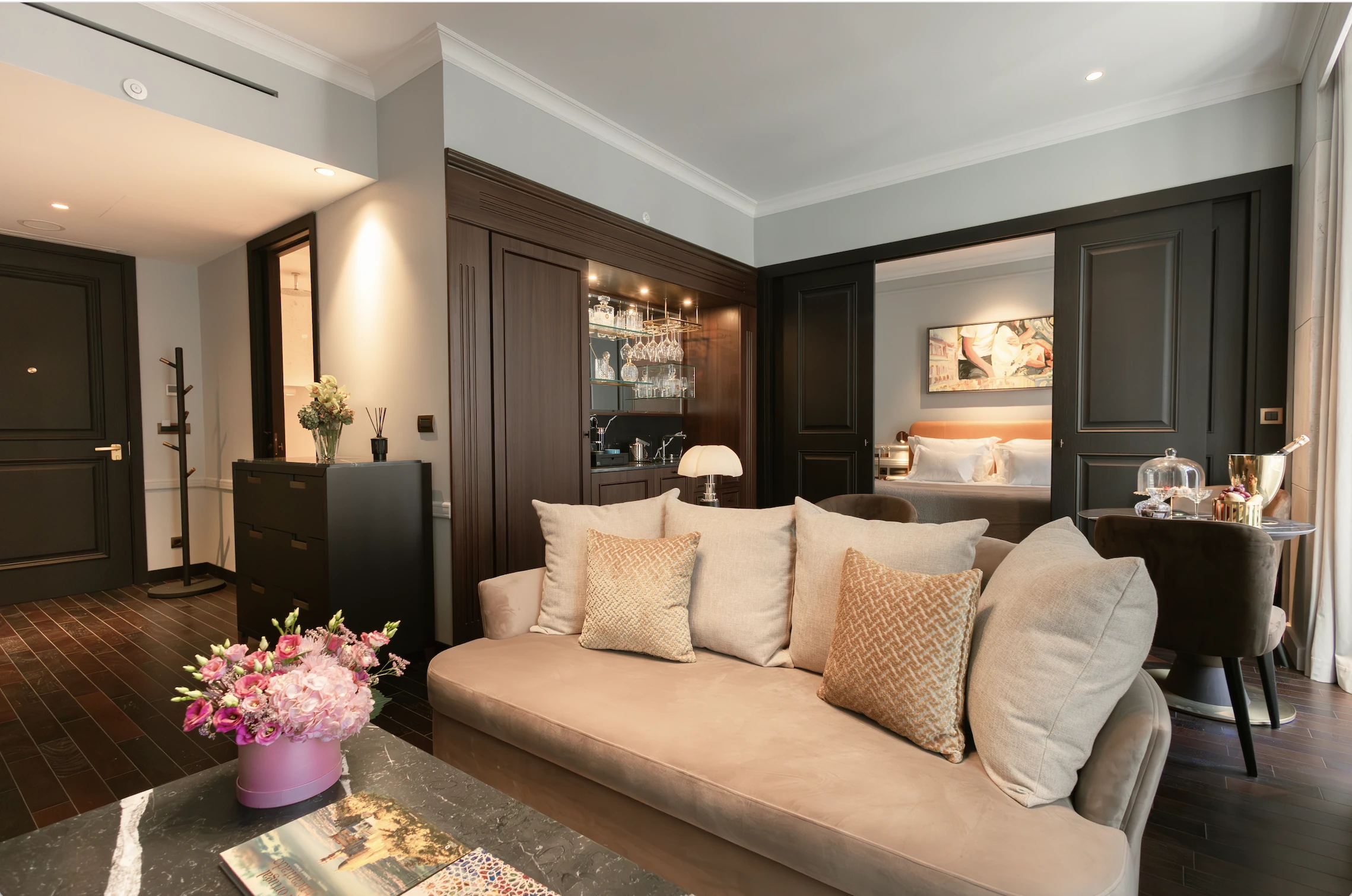 Mythic Sana Downtown Suite