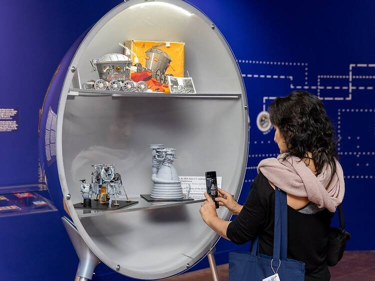 Farkas Bertalan TV Macija és az űrkorszak titkos élete: időutazás a Vármúzeumban