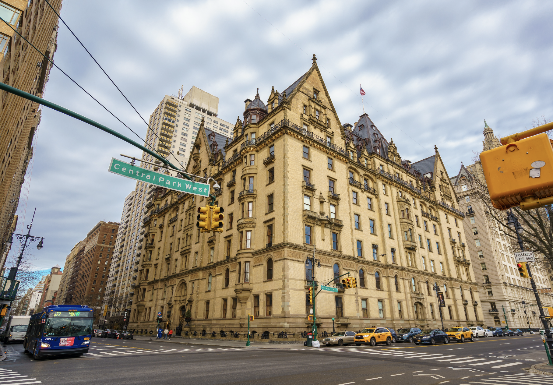 Check out plans for a new crosstown bike lane that will go through Central Park