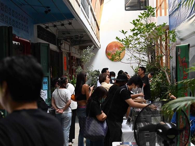 Find hidden gems at this market on Charoenkrung 43 this weekend