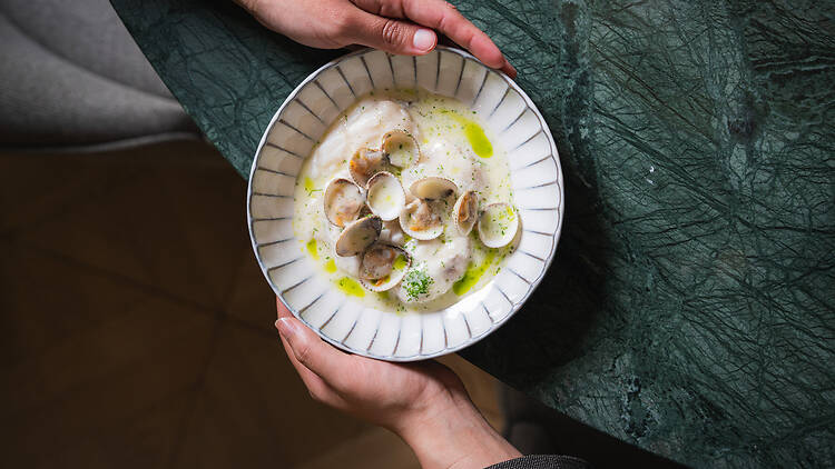 Judías del ganxet con almejas, Bera