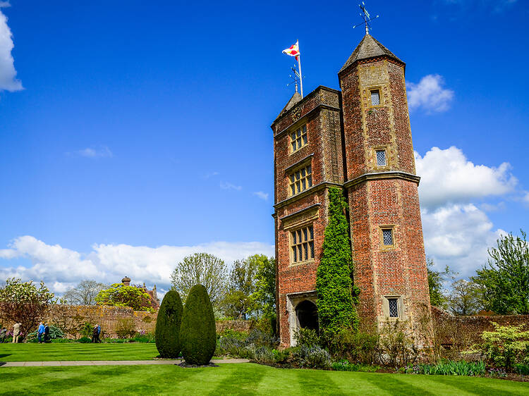 This majestic castle near London is one of the most beautiful places in Europe