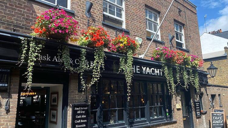 The Yacht, Greenwich