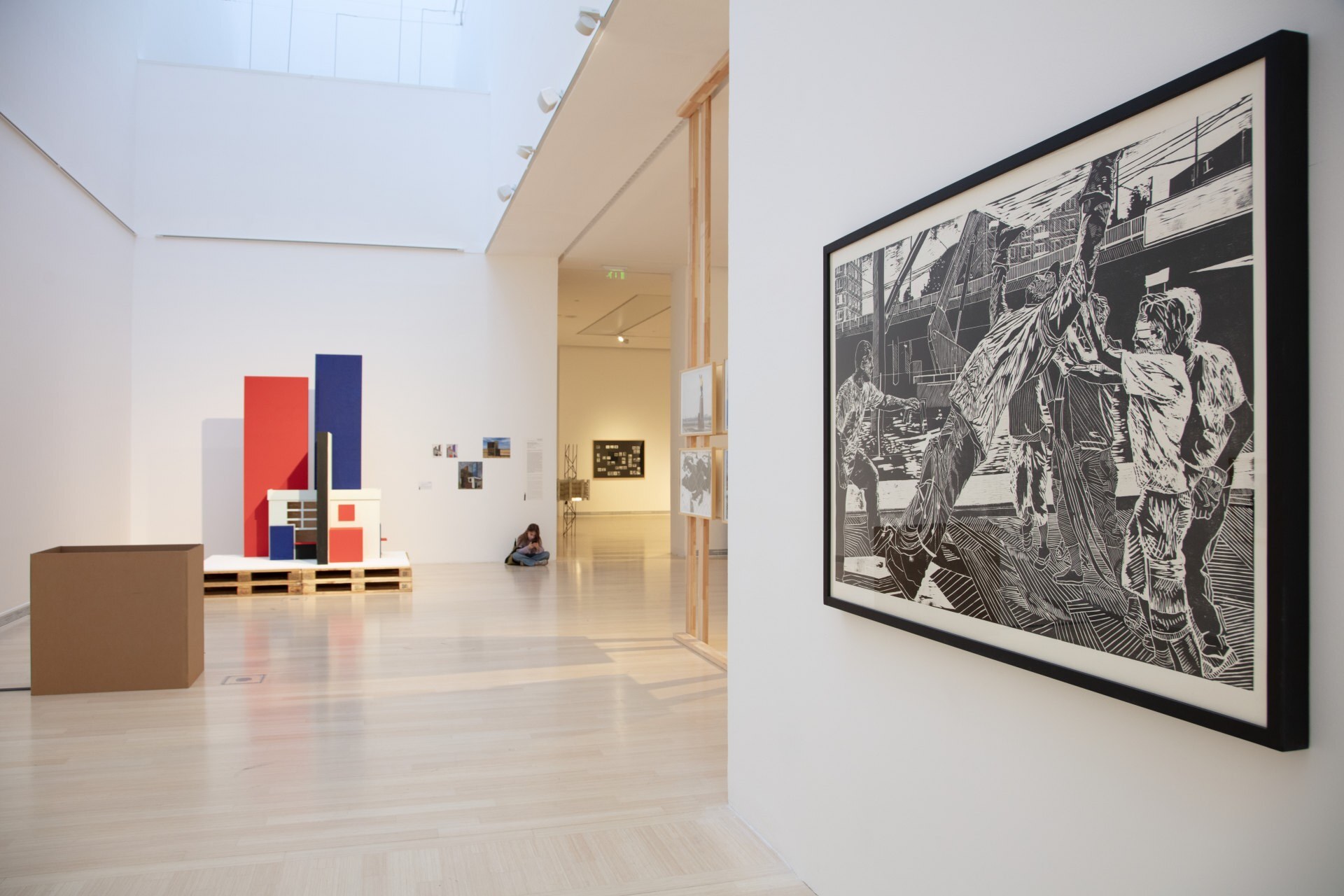 Tárlatvezetés a Black Mirror. A jövő hosszú árnyéka című kiállításban | Ludwig...