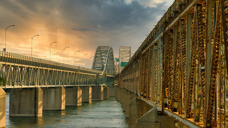 Montreal’s Île Mercier Bridge closed due to spring flooding—here’s what to know