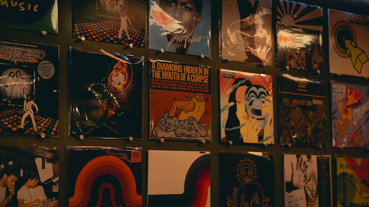 Hi-Fi Disco Bar Chaos