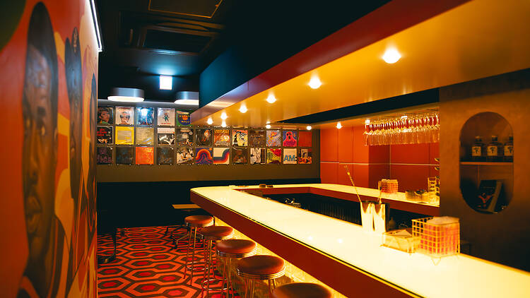 Hi-Fi Disco Bar Chaos