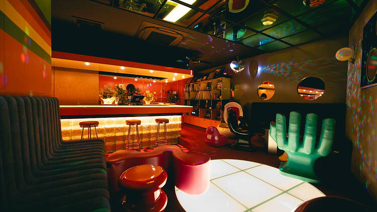 Hi-Fi Disco Bar Chaos