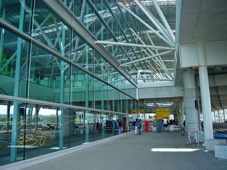 A major Spanish airport is closing for a month – here's what that means for your trip