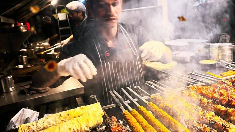 Salim’s Shahi Sigid | Late Night Street Eats