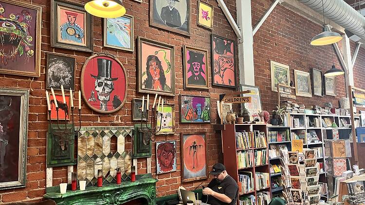 Stories Books & Cafe