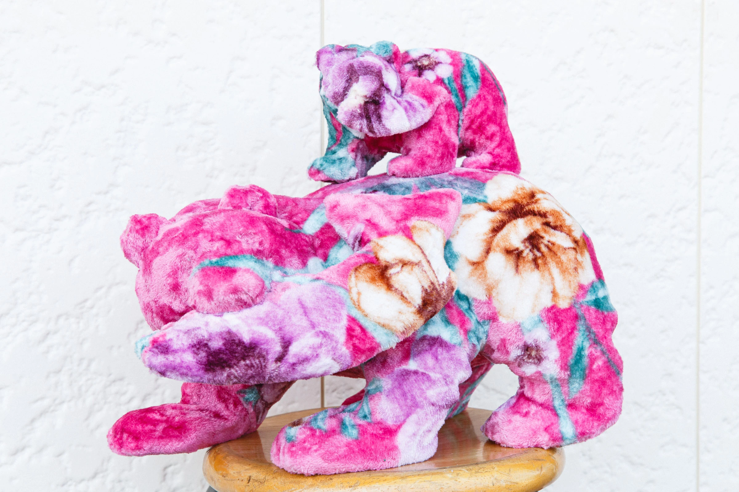 Makoto Egashira&rsquo;s floral-blanket art