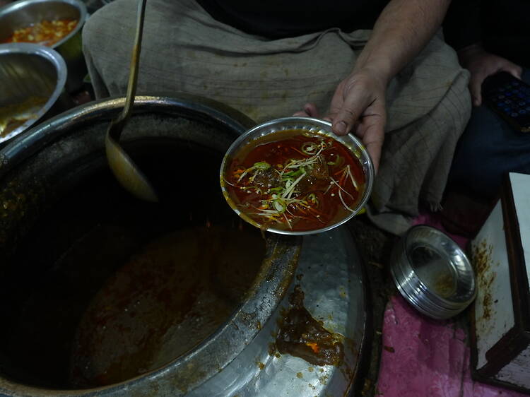 Haji Shabrati Nahari | Near Chitli Qabar, Jama Masjid