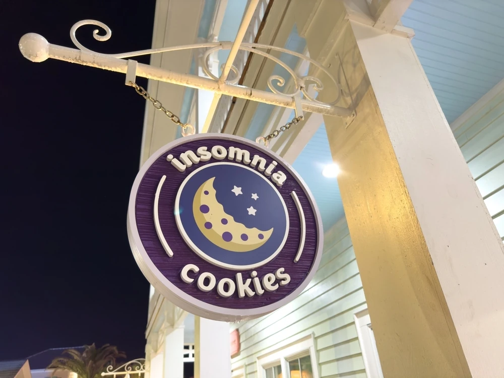 Insomnia Cookies, USA