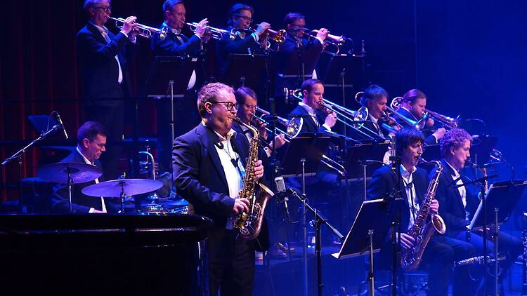 Tiistai: Lounaskonsertti: UMO Helsinki Ensemble - Latin Jazz, Savoy-teatteri