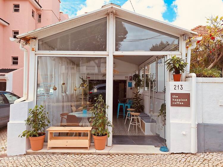 The Happiest Coffee cycles into Parede – and the expansion is far from over