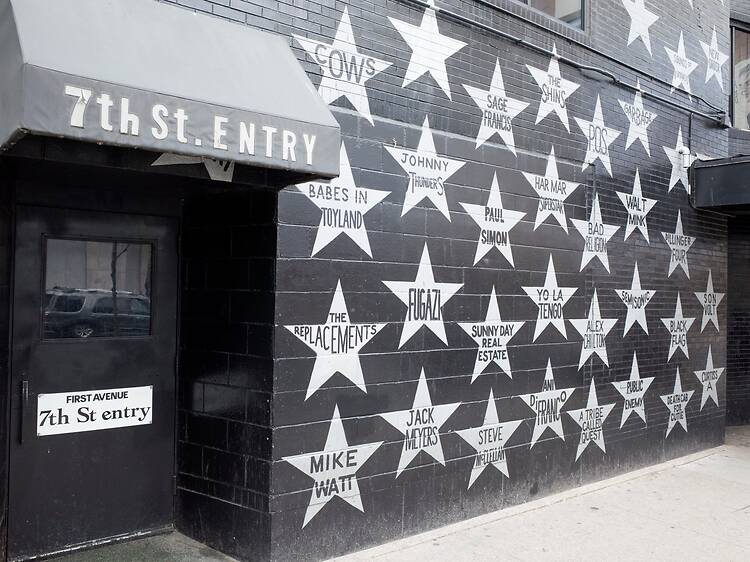 First Avenue (Minneapolis, MN) First Avenue (Minneapolis, MN)