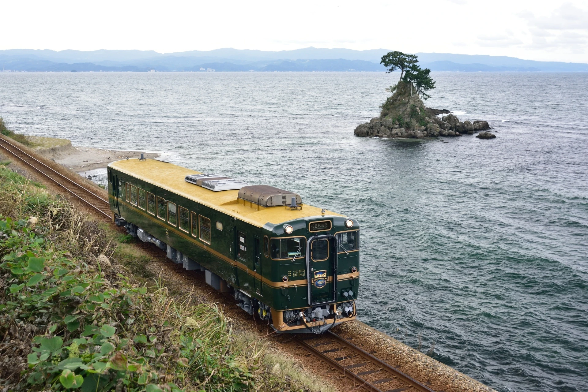 Seven of the best sightseeing trains in Japan