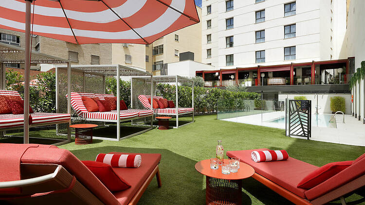 Roxy Garden. Hard Rock Hotel Madrid, Roberto Lara