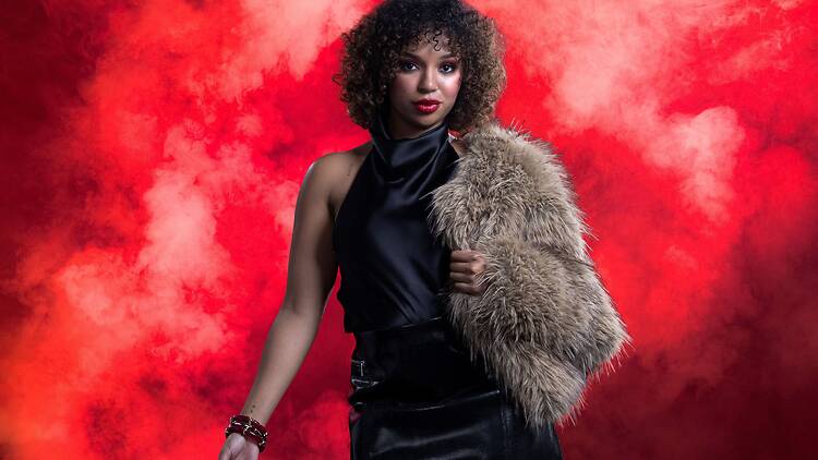 Kadesa Honeyhill -  Six the Musical