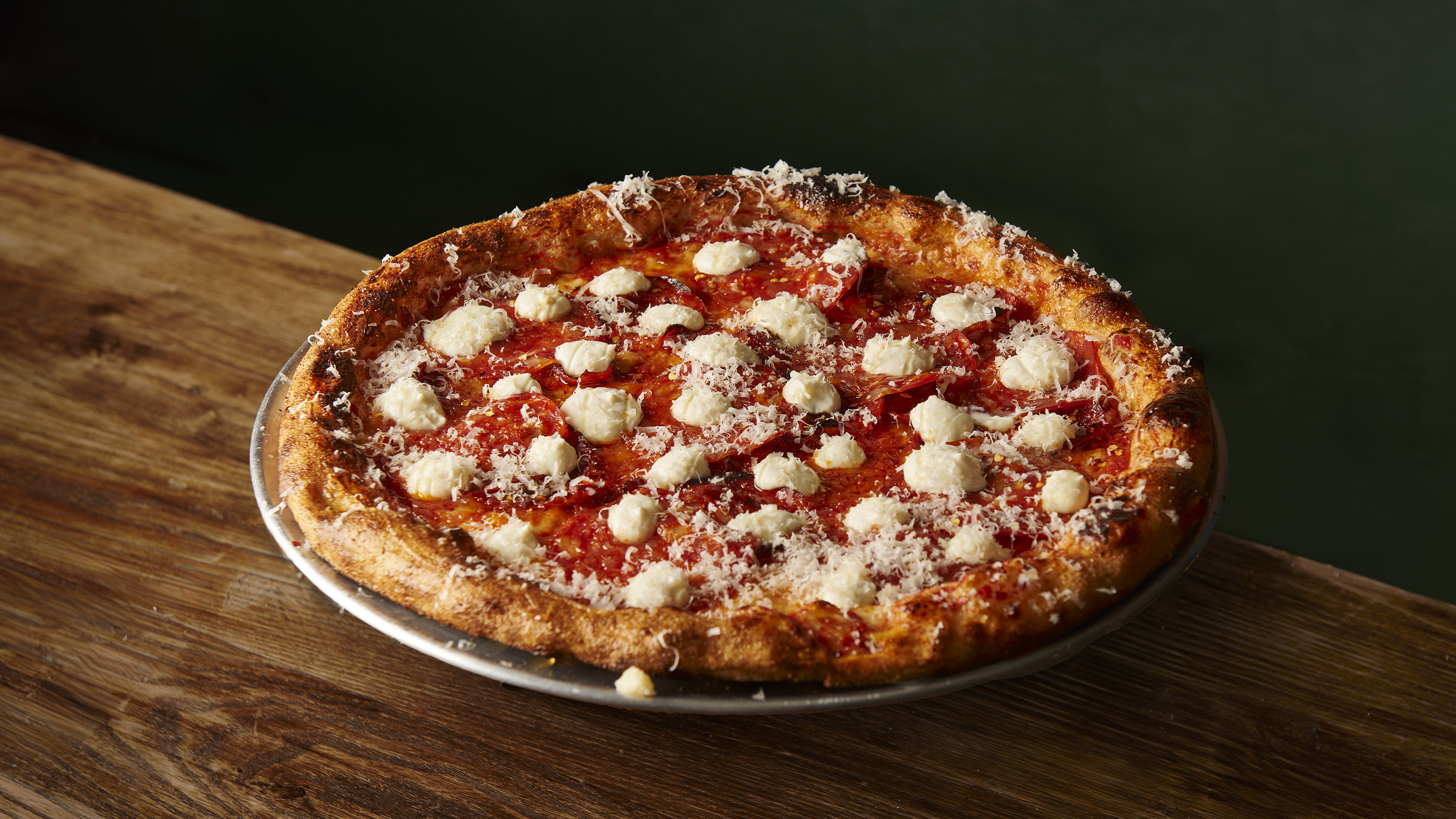 Cheesy margarita pizza