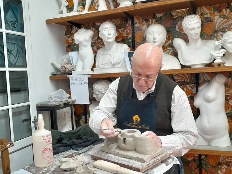 6. Taller de dibujo y escultura