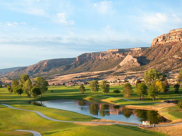 Best for desert-meets-mountain scenery: Redlands Mesa Golf Course | Grand Junction, CO