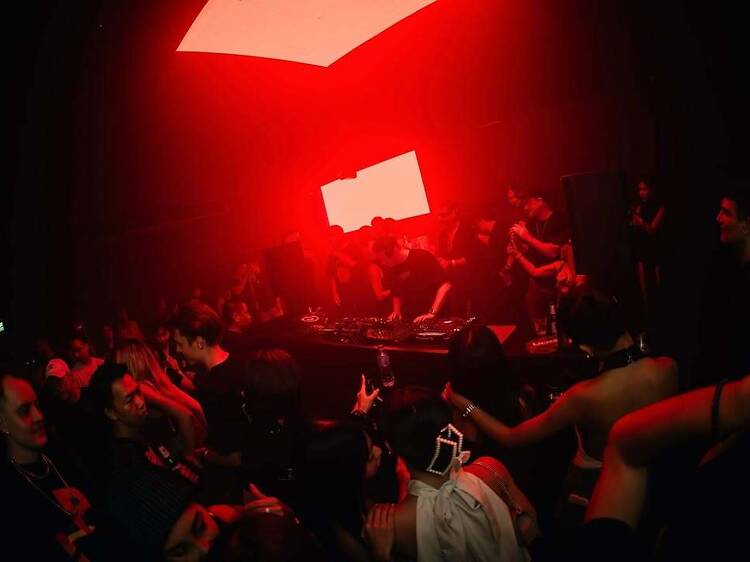 Lose yourself to Max Durante's uncompromising two-hour all-vinyl hard techno set