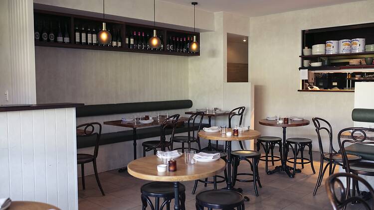 Pop a bottle at Que Sera, Terrigal