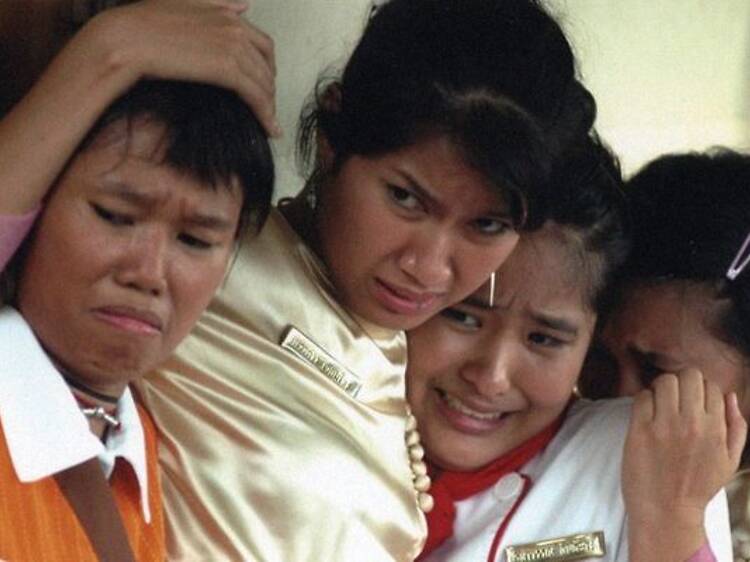 กลุ่มสาวใช้ จากเรื่อง ‘แจ๋ว’ (2547)