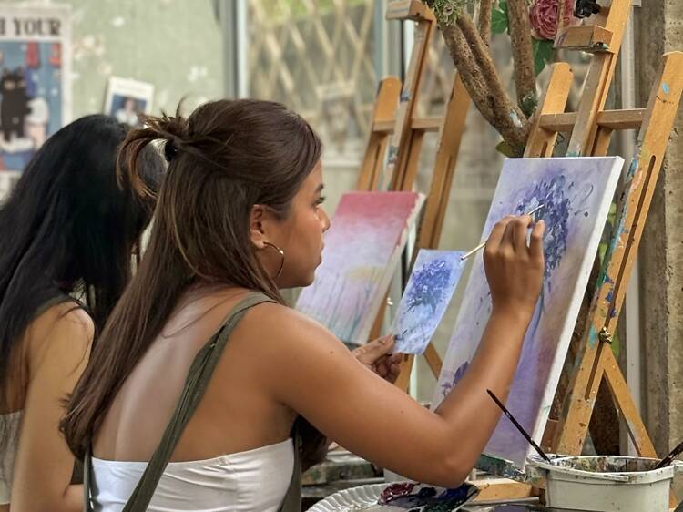 Painting at Paw Made